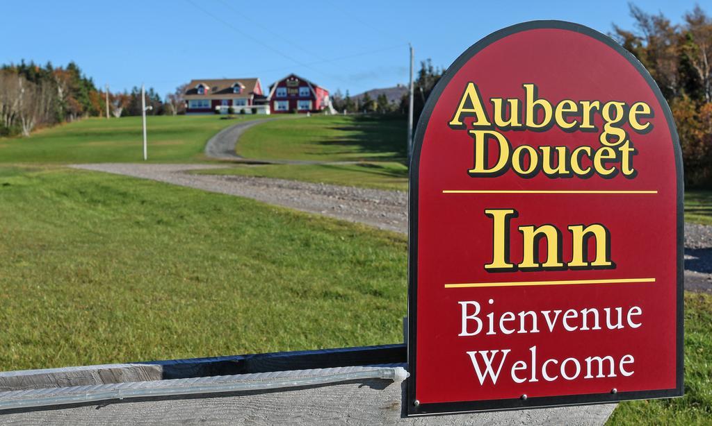 Auberge Doucet Inn Шетикам Экстерьер фото