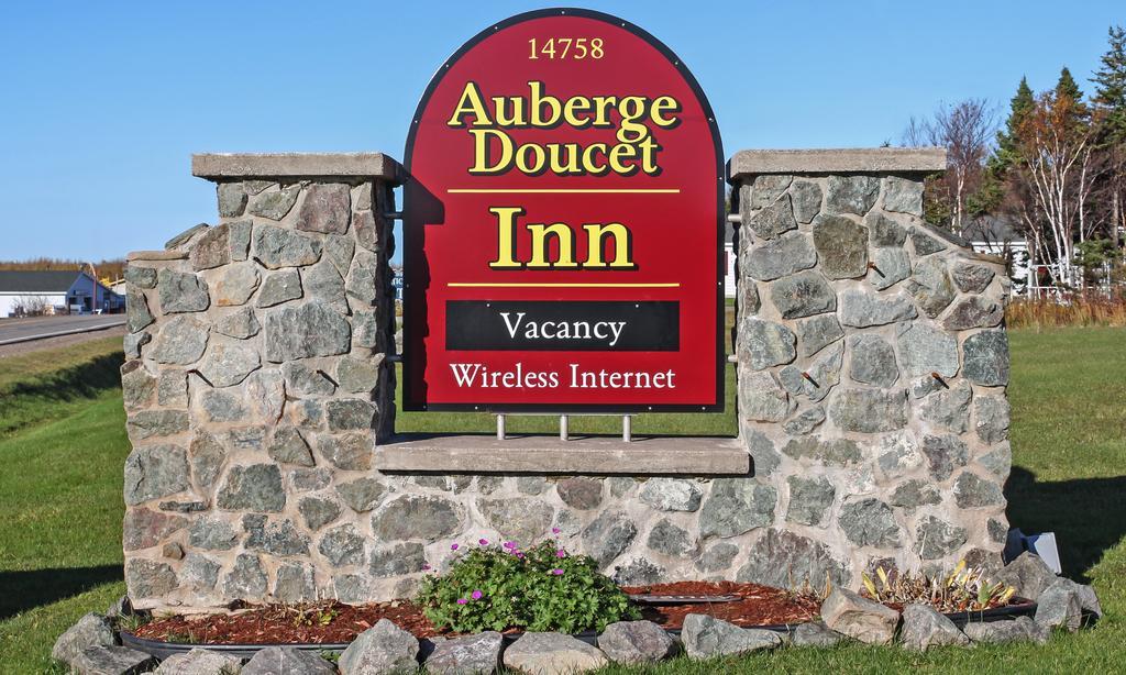Auberge Doucet Inn Шетикам Экстерьер фото